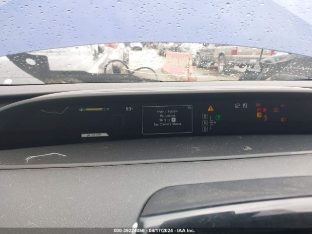 JTDKARFU6H3529399 Toyota Prius Three