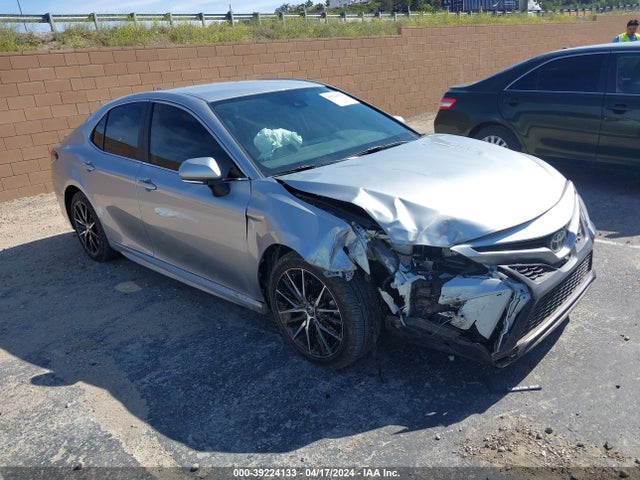 Toyota CAMRY SE 2022 4T1G11AK3NU673359 головне зображення