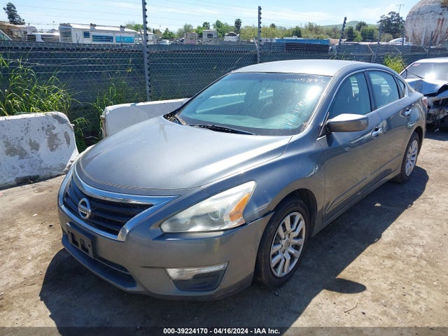 Nissan Altima 2.5 S 2014 1N4AL3AP0EN232770 Image 2