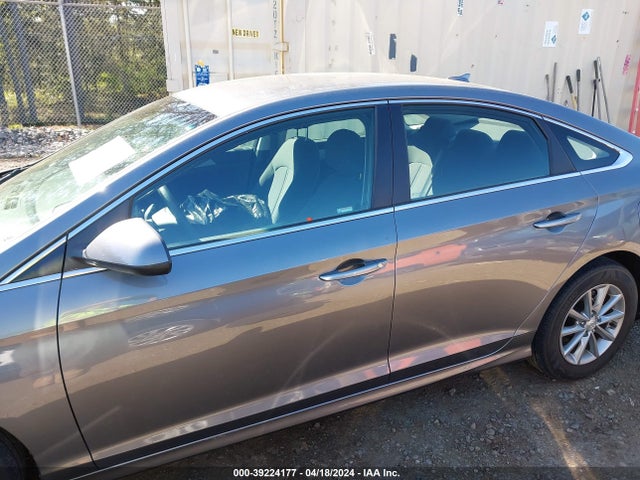 Hyundai SONATA SE 2019 5NPE24AF0KH762583 Image 14