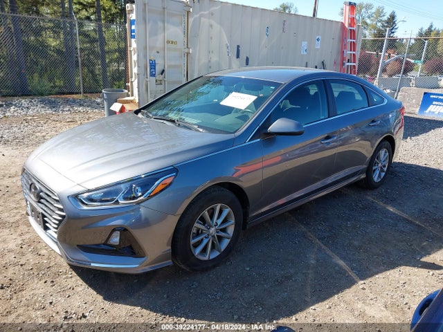 Hyundai SONATA SE 2019 5NPE24AF0KH762583 Image 2