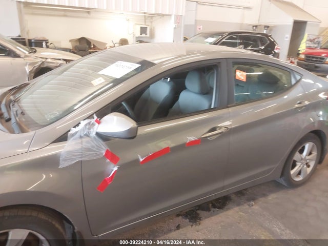 39224210 :رقم المزاد ، KMHDH4AEXCU451490 vin ، 2012 Hyundai Elantra Gls (ulsan Plant) مزاد بيع