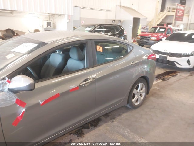 39224210 :رقم المزاد ، KMHDH4AEXCU451490 vin ، 2012 Hyundai Elantra Gls (ulsan Plant) مزاد بيع