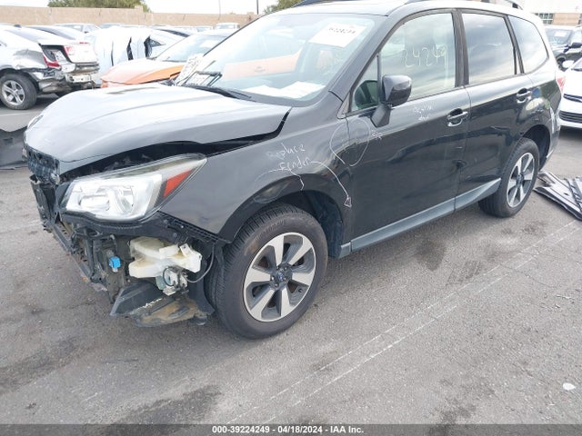 JF2SJAEC8HH552794 Subaru Forester 2.5i Premium