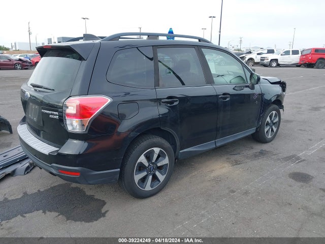 JF2SJAEC8HH552794 Subaru Forester 2.5i Premium