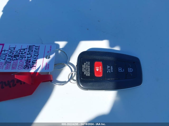Toyota Prius Prime Advanced 2017 JTDKARFP2H3018458 Image 11