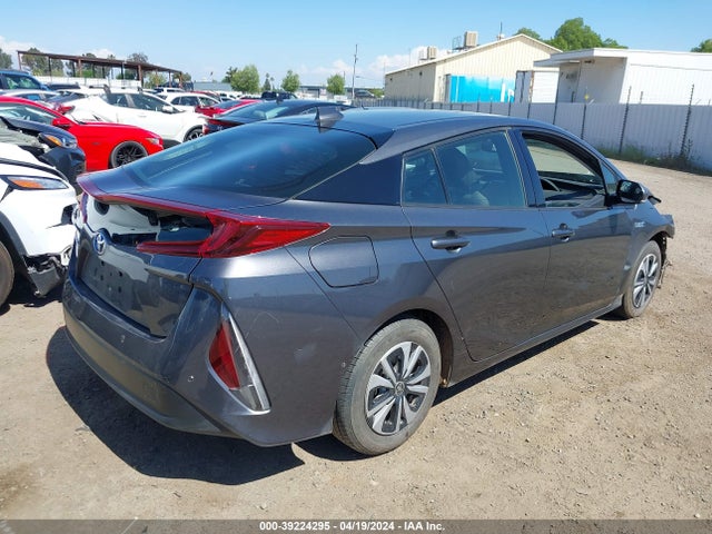Toyota Prius Prime Advanced 2017 JTDKARFP2H3018458 Image 4