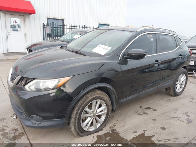 Nissan Rogue Sport Sv 2017 JN1BJ1CP6HW022942 Image 2
