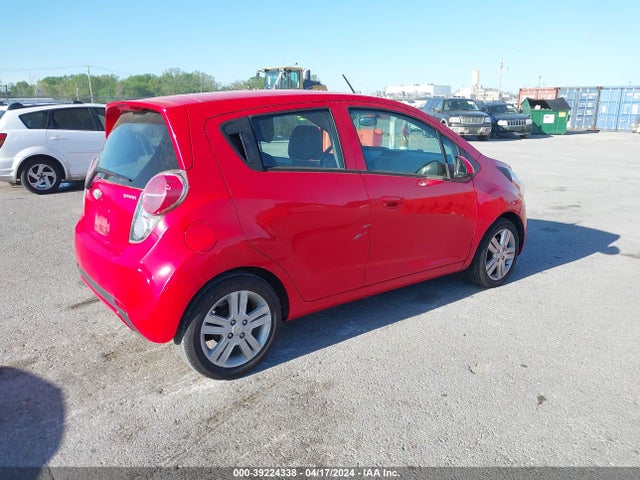 Chevrolet Spark 1lt Auto 2014 KL8CD6S95EC536912 Image 4