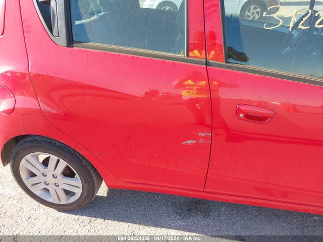 Chevrolet Spark 1lt Auto 2014 KL8CD6S95EC536912 Image 6