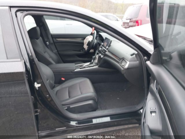 1HGCV1F35LA010688 Honda Accord Sport