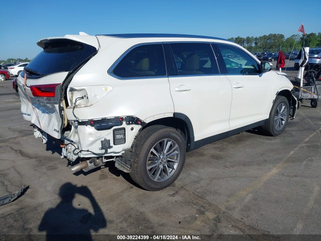 Toyota Highlander Xle 2019 5TDKZRFH9KS572152 Image 4