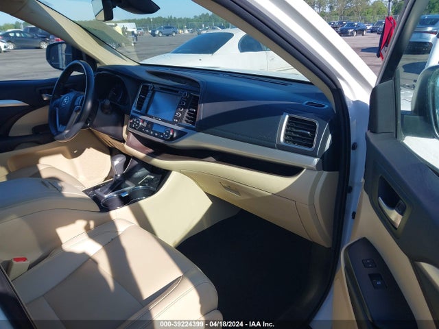 Toyota Highlander Xle 2019 5TDKZRFH9KS572152 Image 5