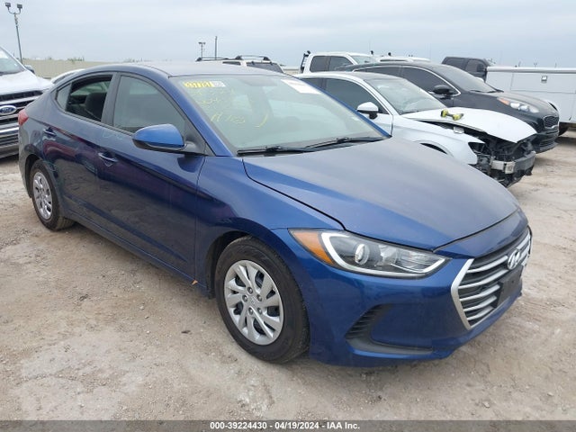 2018 5NPD74LF0JH313882 main image