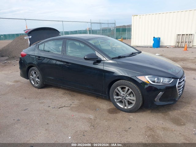 2017 5NPD84LF6HH175112 main image