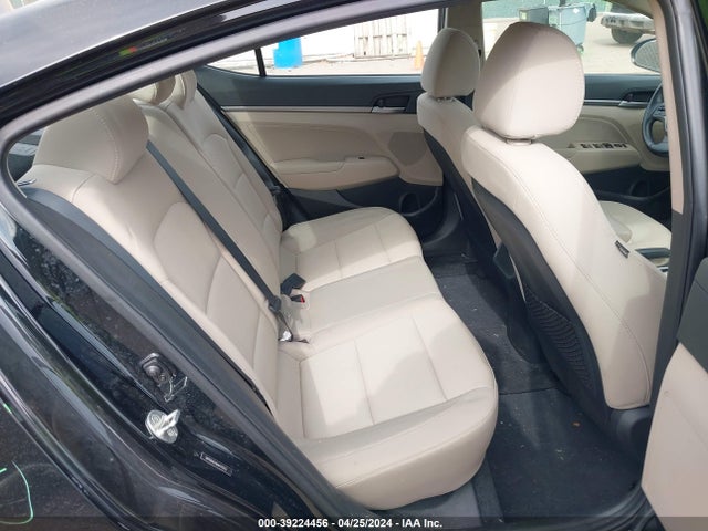 Hyundai Elantra Value Edition 2017 5NPD84LF6HH175112 Image 8