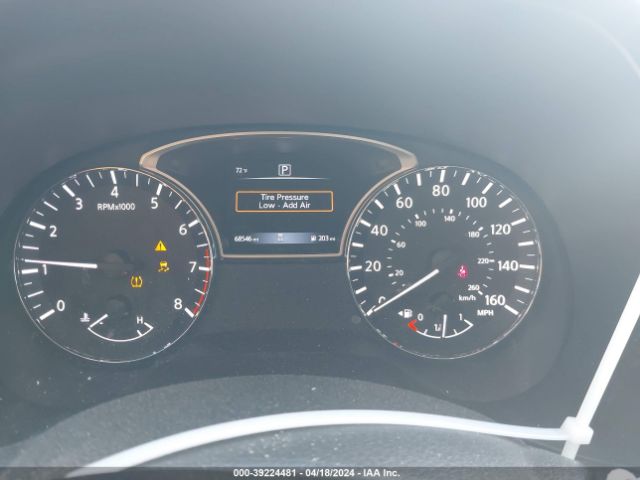 5N1DR2MN0JC667056 Nissan Pathfinder S