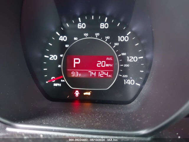 KIA SOUL + 2018 KNDJP3A50J7583562 Image 15
