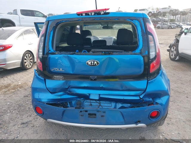 KIA SOUL + 2018 KNDJP3A50J7583562 Image 16