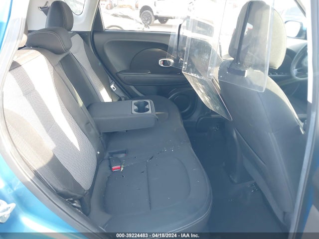 KIA SOUL + 2018 KNDJP3A50J7583562 Image 8