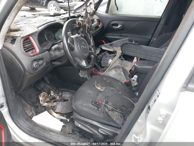 Jeep Renegade Trailhawk 2016 ZACCJBCT2GPD07900 Image 5