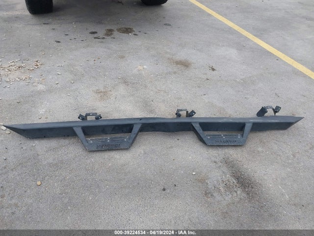 1C6HJTAGXLL116085 Jeep Gladiator Sport S 4x4