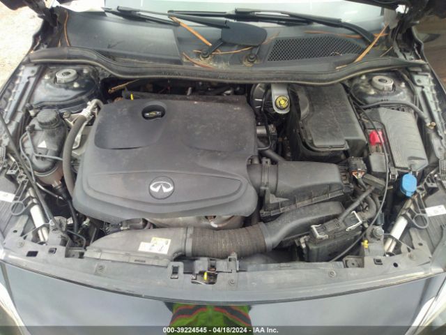 SJKCH5CR1HA017034 Infiniti Qx30 Premium