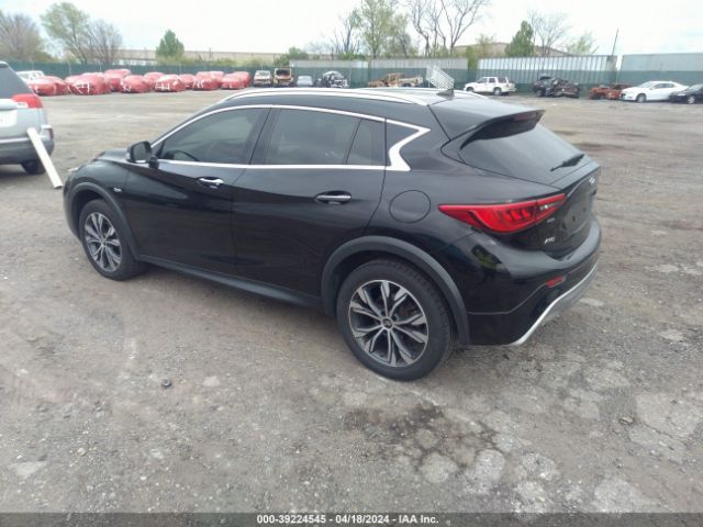 SJKCH5CR1HA017034 Infiniti Qx30 Premium
