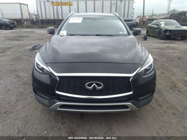 SJKCH5CR1HA017034 Infiniti Qx30 Premium