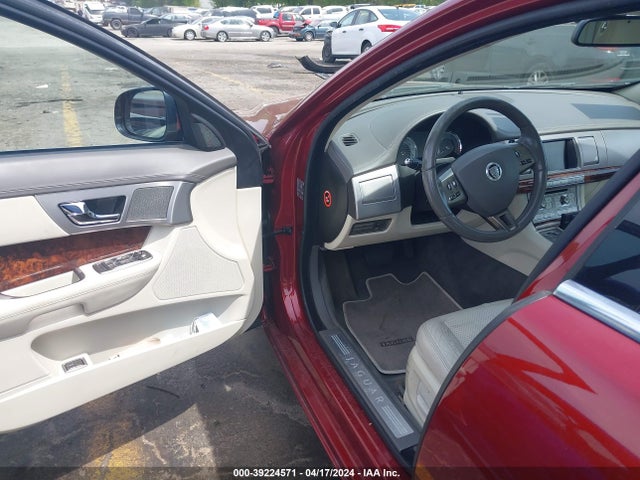 2010 JAGUAR XF SAJWA0GBXALR56022 Photo 4