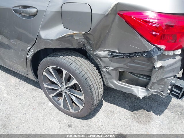 Toyota COROLLA SE 2018 5YFBURHE2JP773190 Image 6