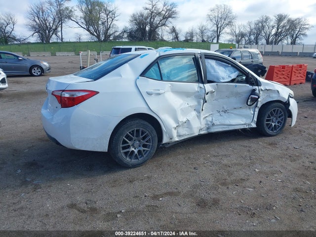 Toyota COROLLA LE 2016 5YFBURHE4GP381952 Image 4
