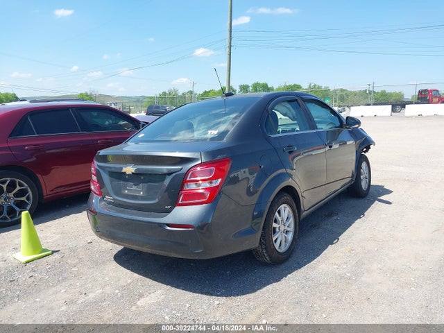 Chevrolet Sonic Lt Auto 2017 1G1JD5SH9H4106677 Image 4