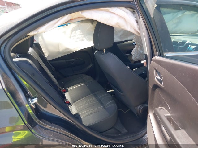 Chevrolet Sonic Lt Auto 2017 1G1JD5SH9H4106677 Image 8