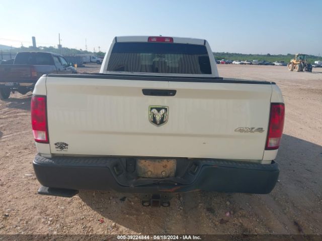 1C6RR7FT7HS656825 RAM 1500 Tradesman Quad Cab 4x4 6'4 Box