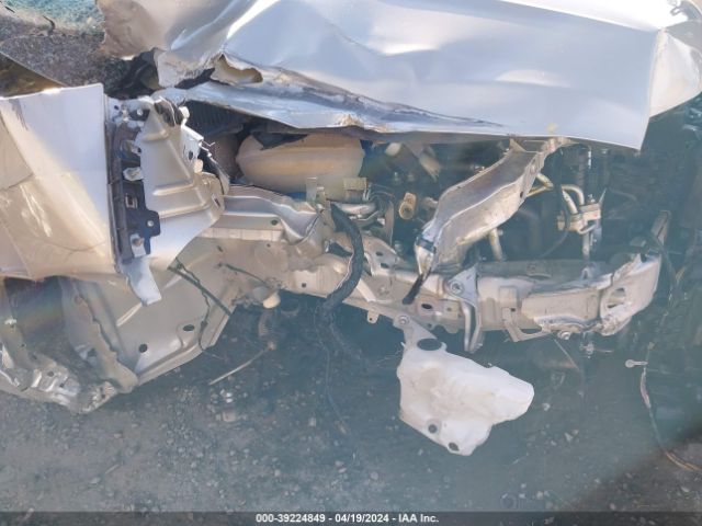 1FMCU9JD0HUC81126 Ford Escape Titanium