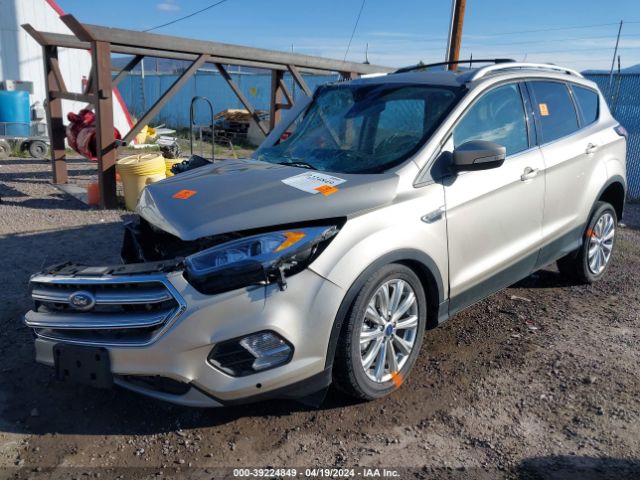 1FMCU9JD0HUC81126 Ford Escape Titanium