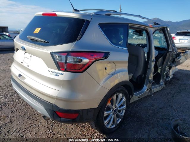 1FMCU9JD0HUC81126 Ford Escape Titanium