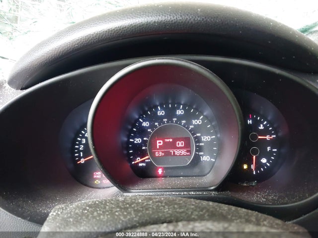 KIA Soul 2015 KNDJN2A2XF7817672 Image 7