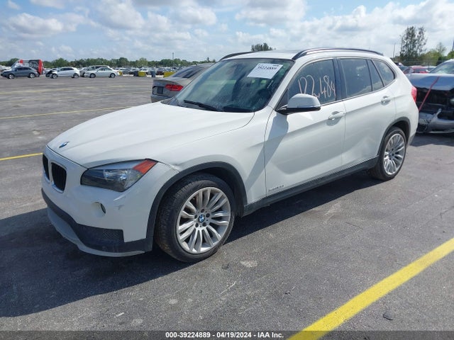 BMW X1 Sdrive28i 2015 WBAVM1C51FV317365 Image 2
