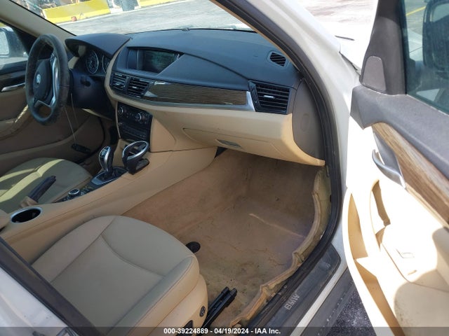 BMW X1 Sdrive28i 2015 WBAVM1C51FV317365 Image 5