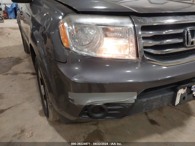 Honda PILOT LX 2015 5FNYF4H21FV039379 Image 6