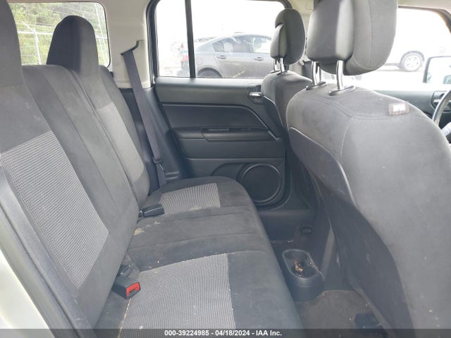 Продаж на аукціоні авто 2017 Jeep Patriot Latitude Fwd, vin: 1C4NJPFA3HD116681, номер лоту: 39224985