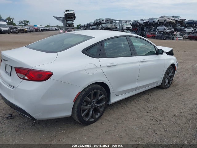 1C3CCCBG4FN614629 Chrysler 200 S