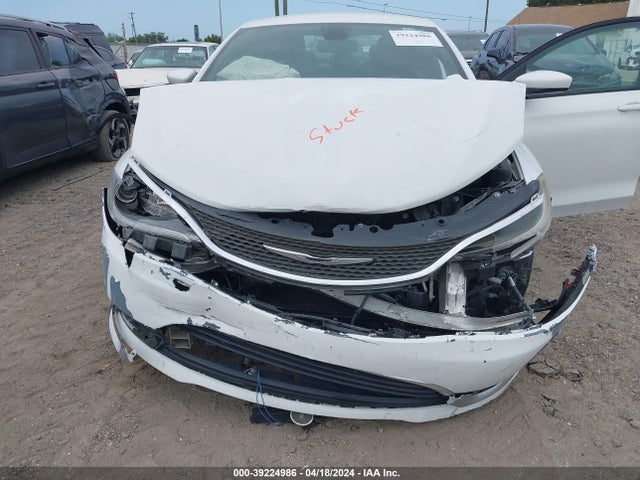 1C3CCCBG4FN614629 Chrysler 200 S