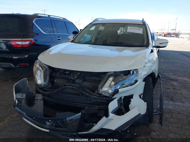 Nissan ROGUE SV 2017 JN8AT2MT5HW138125 Image 6