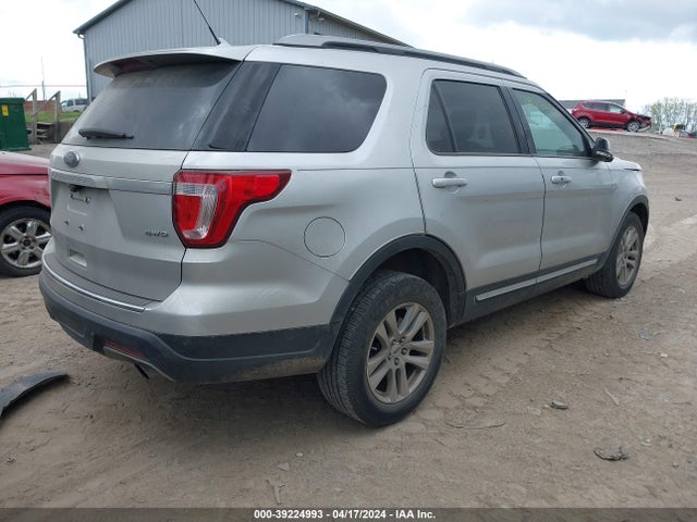Ford EXPLORER XLT 2018 1FM5K8D89JGA18161 Image 4