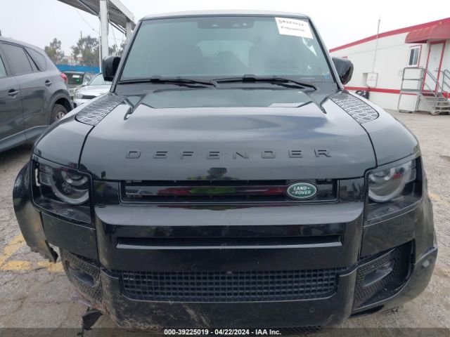 SALEWEEE7P2167422 Land Rover Defender 110 Carpathian Edition/110 V8