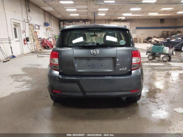 JTKKUPB41E1046727 Scion XD