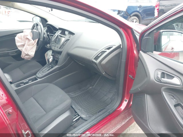 Ford FOCUS SE 2016 1FADP3F23GL274766 Image 5
